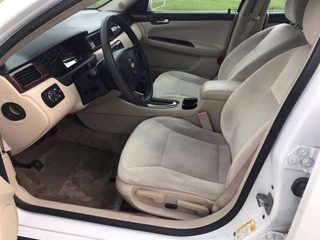 2010 Chevrolet Impala LS 4DR Sedan